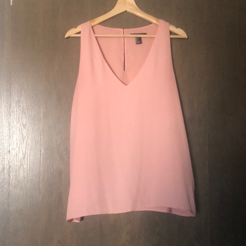 FOREVER 21 - Pink chiffon sleeveless blouse